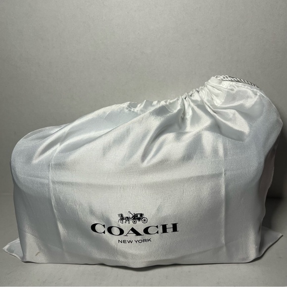 Coach Tabby 26 Leather Shoulder Bag Color maple W/dustbag - Picture 6 of 6